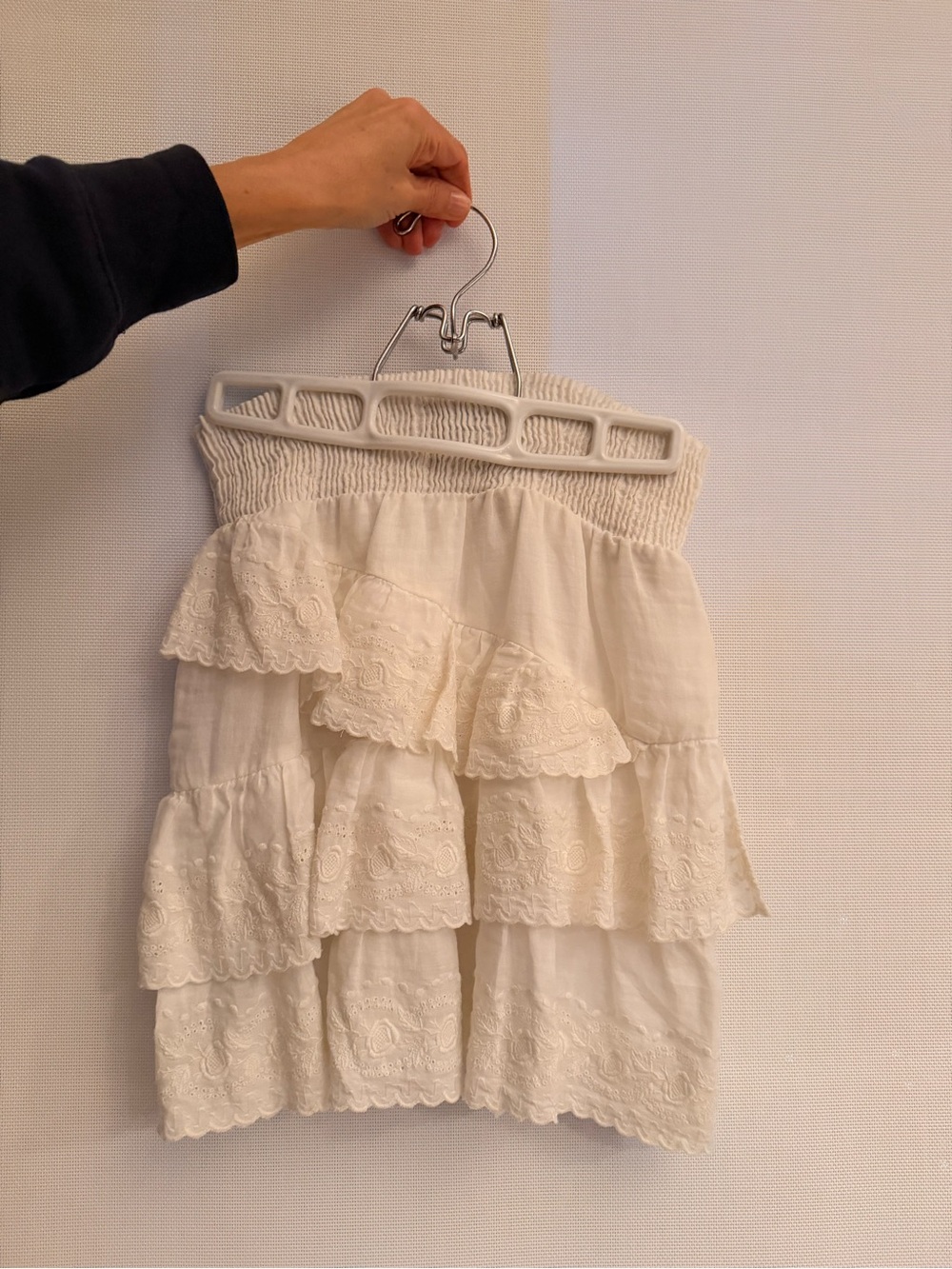 La Coyotes De Paris Tiered Eyelet Ruffle Mini Skirt in Cream
